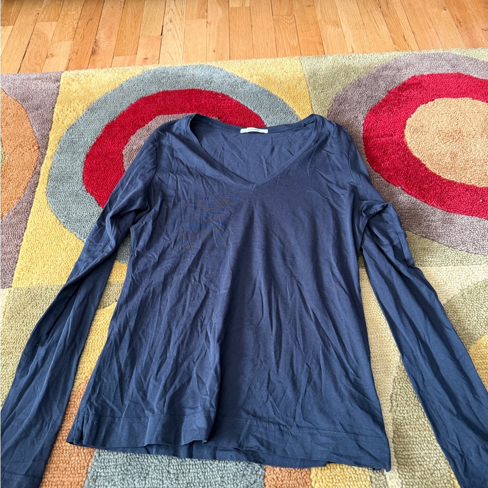 Like-New ADAM LIPPES 100% Supima Cotton V Neck Tee Shirt Women’s Size Medium